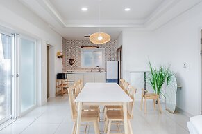 Geoje Gonggan Pool Villa