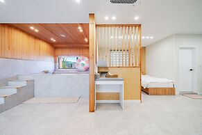 Gyeongju Sanmaru Pension