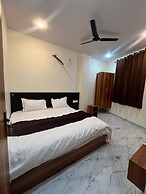 Hotel Aana Inn Stay