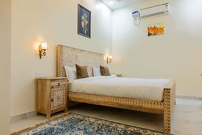 Vardhan Resorts