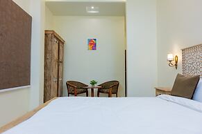 Vardhan Resorts