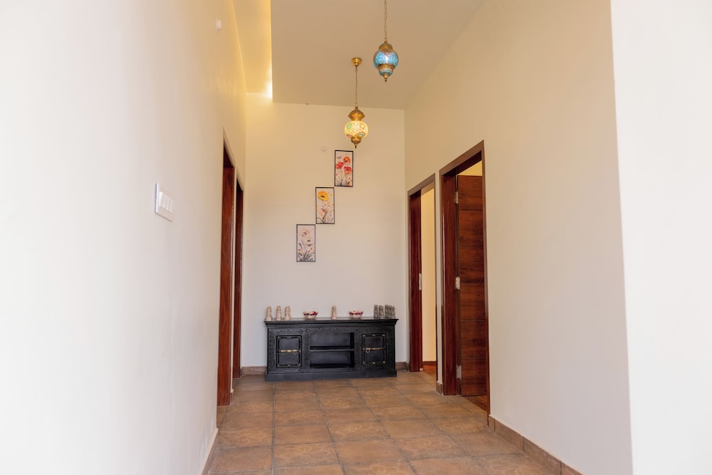 Vardhan Resorts