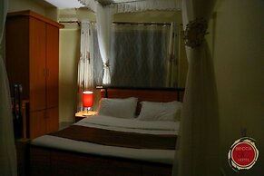 Becca Hotel Meru