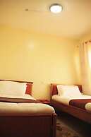 Becca Hotel Meru