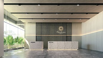 Residence on Opus Bay - Balmoral Tower Hotel