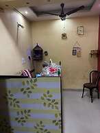 Fabhotel Adhikari