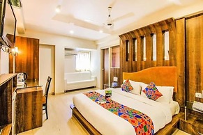 Fabhotel Sahar Garden