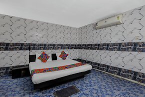 Fabhotel Aavkar