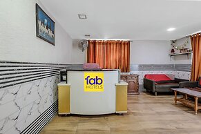 Fabhotel Aavkar