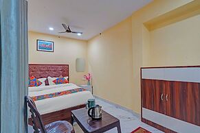 Via Shree Gopal Inn