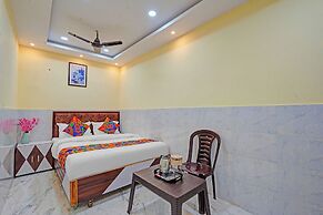 Via Shree Gopal Inn
