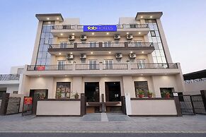 Fabhotel Happy Stay Ii