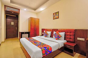 Fabhotel Smart Inn-1
