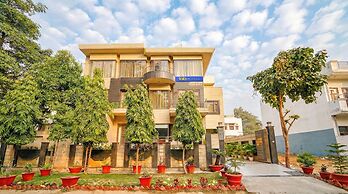 Fabhotel Smart Inn-1