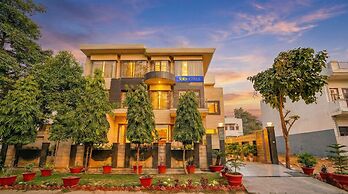 Fabhotel Smart Inn-1