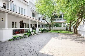Fabhotel Disha Inn