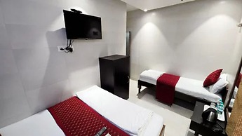 Fabhotel Kamal