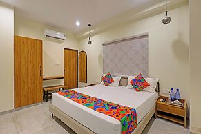 Fabhotel Elixir Inn