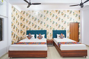 Fabhotel Budha Tree
