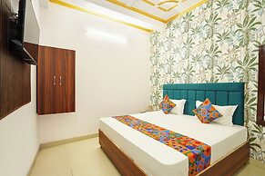Fabhotel Budha Tree