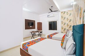 Fabhotel Budha Tree
