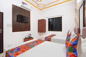 Fabhotel Budha Tree