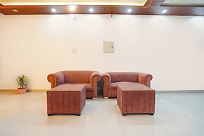 Fabhotel Budha Tree