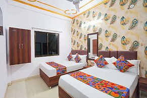 Fabhotel Budha Tree