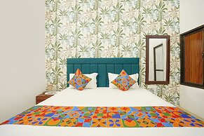 Fabhotel Budha Tree