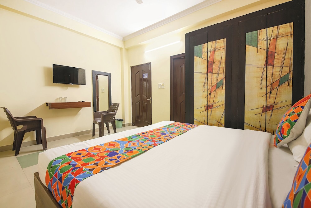 Fabhotel 9 Palm