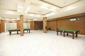 Fabhotel Starex Inn