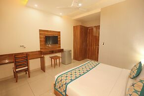 Fabhotel Starex Inn