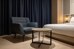 H-AVENUE HOTEL