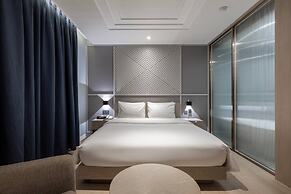 H-AVENUE HOTEL