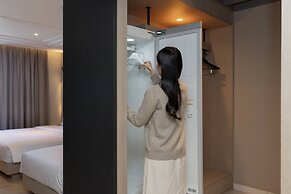 H-AVENUE HOTEL