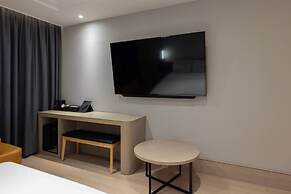 H-AVENUE HOTEL