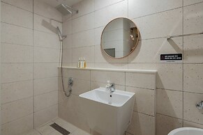 H-AVENUE HOTEL