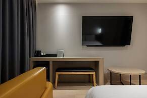 H-AVENUE HOTEL
