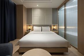 H-AVENUE HOTEL