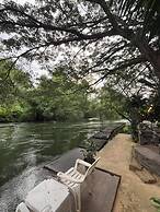 Baan LungYod Resort