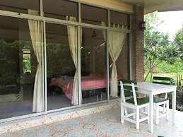 Baan LungYod Resort