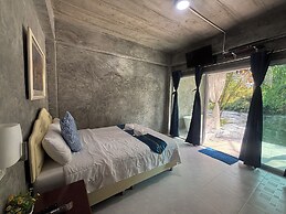 Baan LungYod Resort