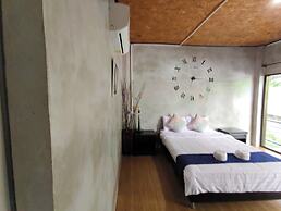 Baan LungYod Resort