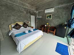 Baan LungYod Resort