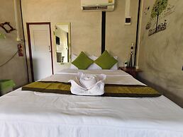 Baan LungYod Resort