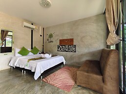 Baan LungYod Resort