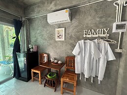 Baan LungYod Resort