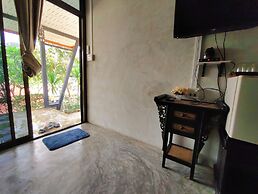 Baan LungYod Resort