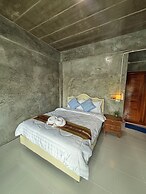 Baan LungYod Resort