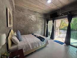 Baan LungYod Resort